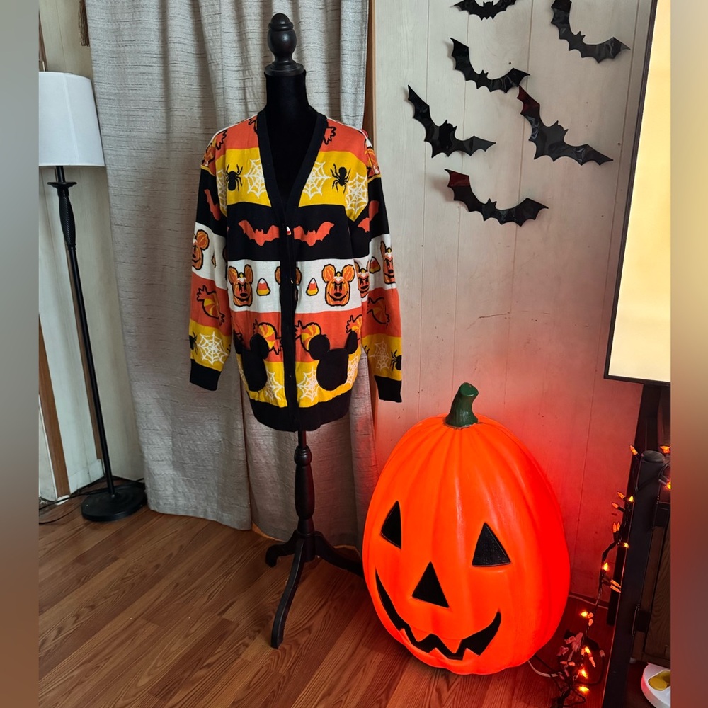 Her Universe Mickey Candy Corn cardigan - Orange and Black